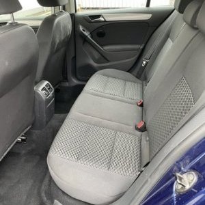 foto VW Golf 1.6 TDi nowe: wtryskiwacze, zawór rg, sprzęgło, pompa wody, opony zimowe